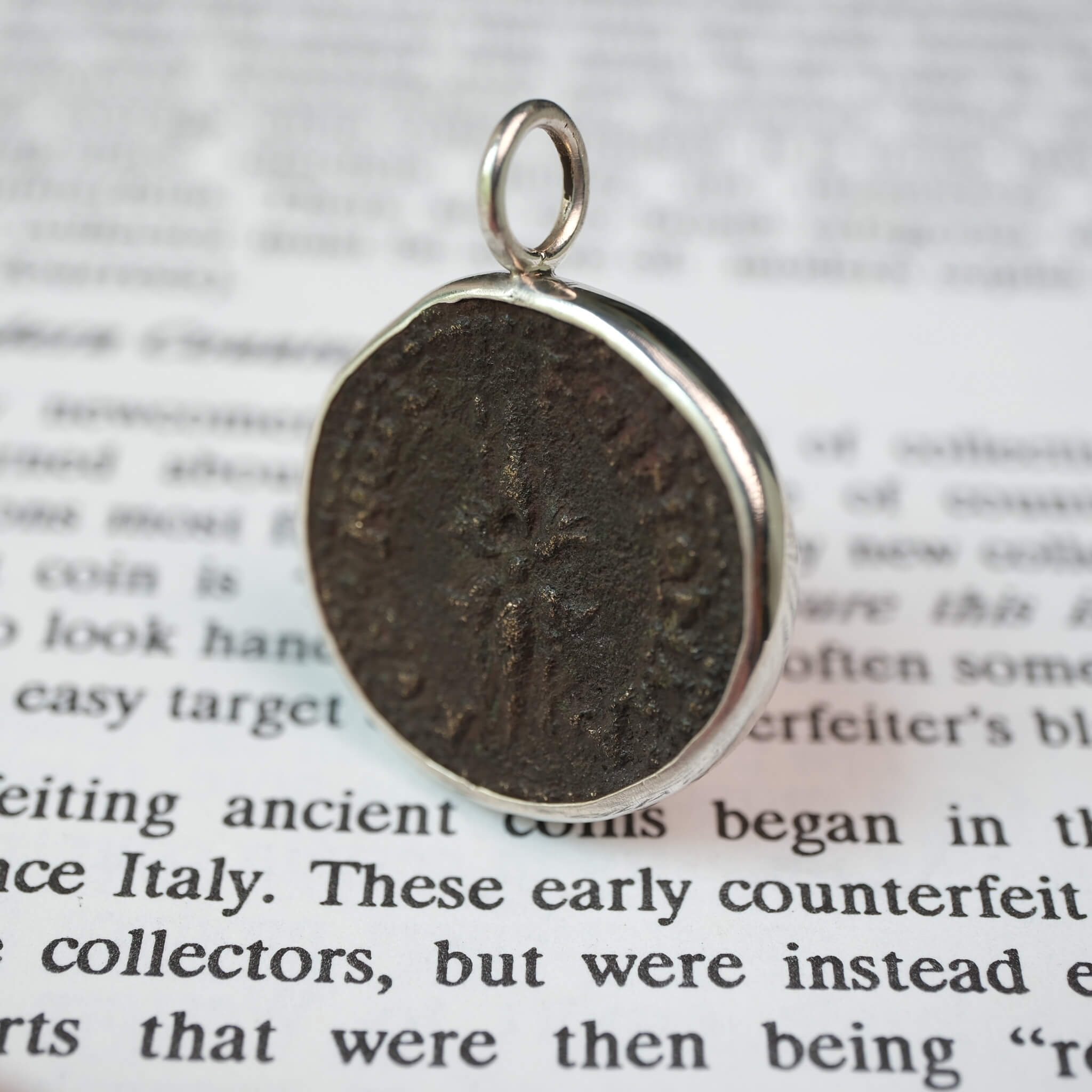 Marcus Aurelius, Thunderbolt in Sterling