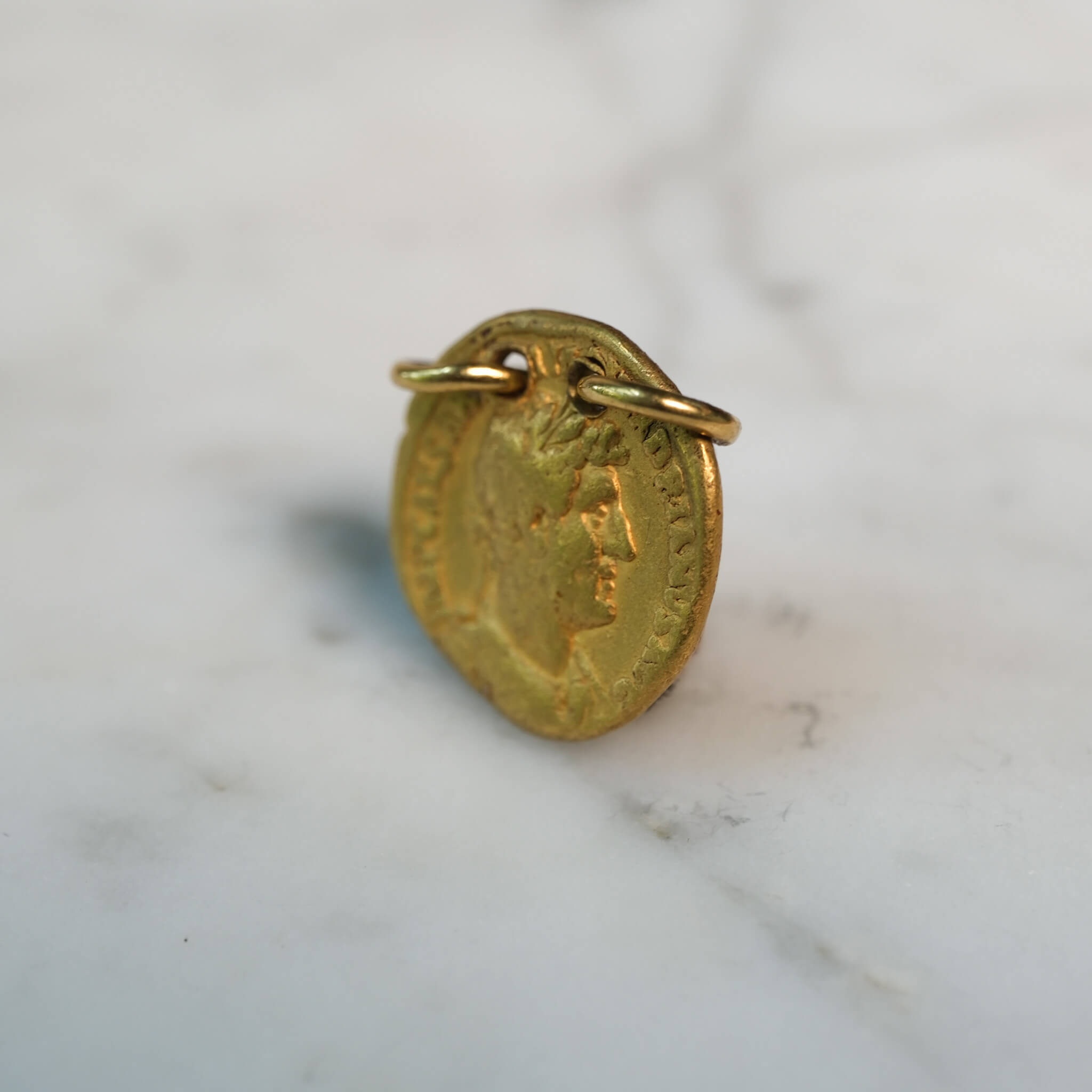Hadrian & Hercules – Gold Aureus