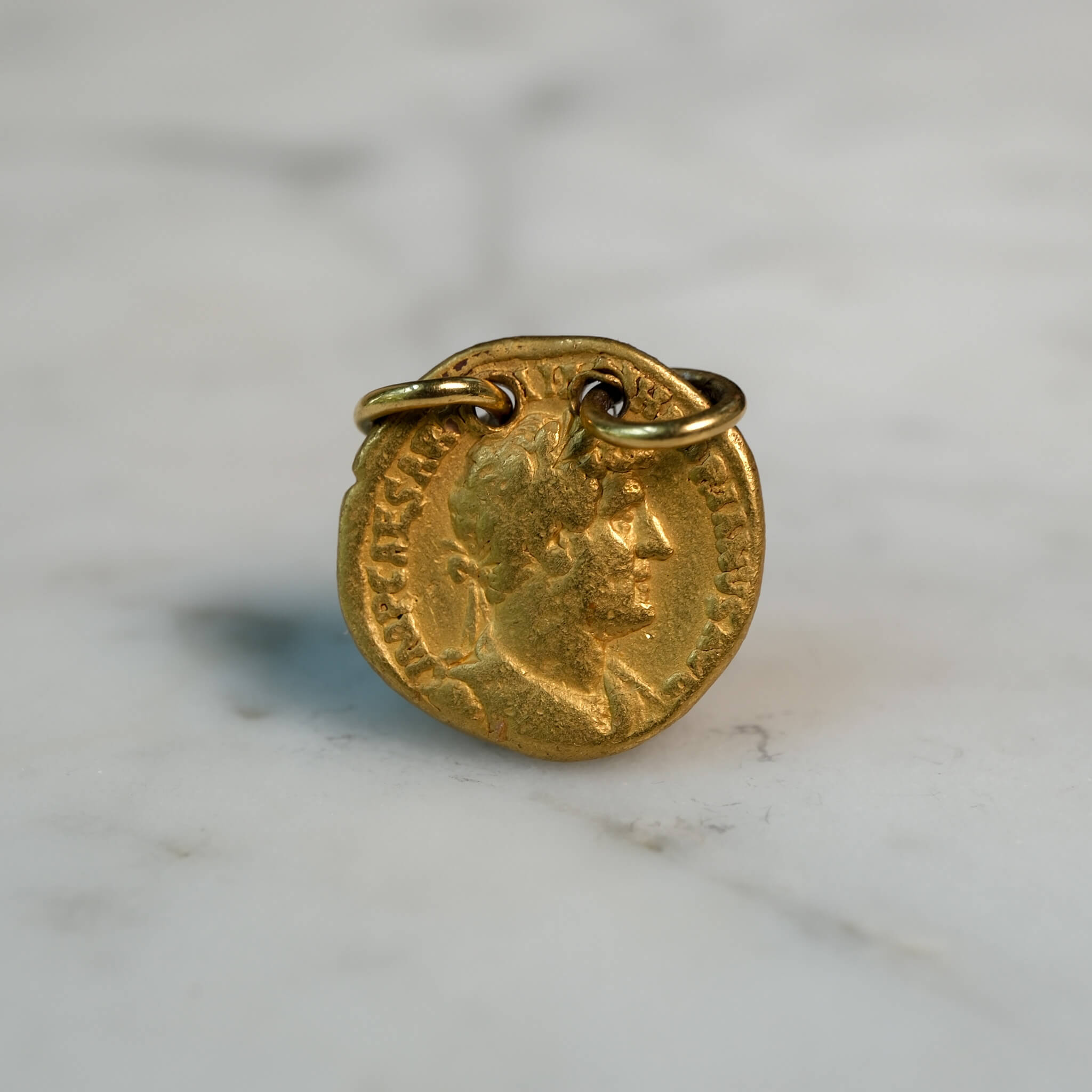 Hadrian & Hercules – Gold Aureus