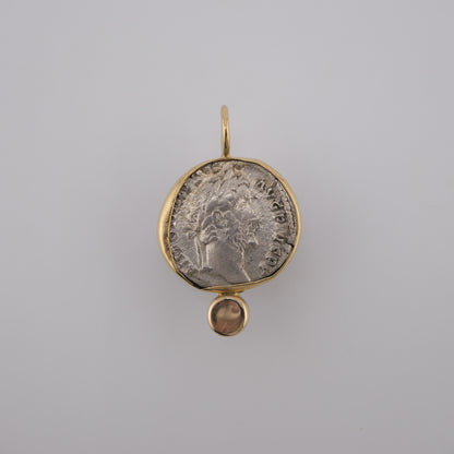 Fortuna and Sapphire in Gold with Sapphire