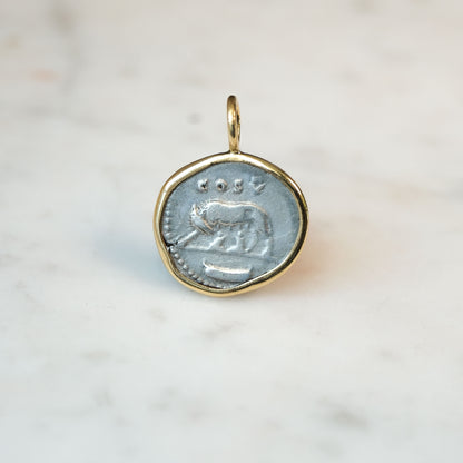 Denarius with the She-Wolf and Twins, AD 77 to 78