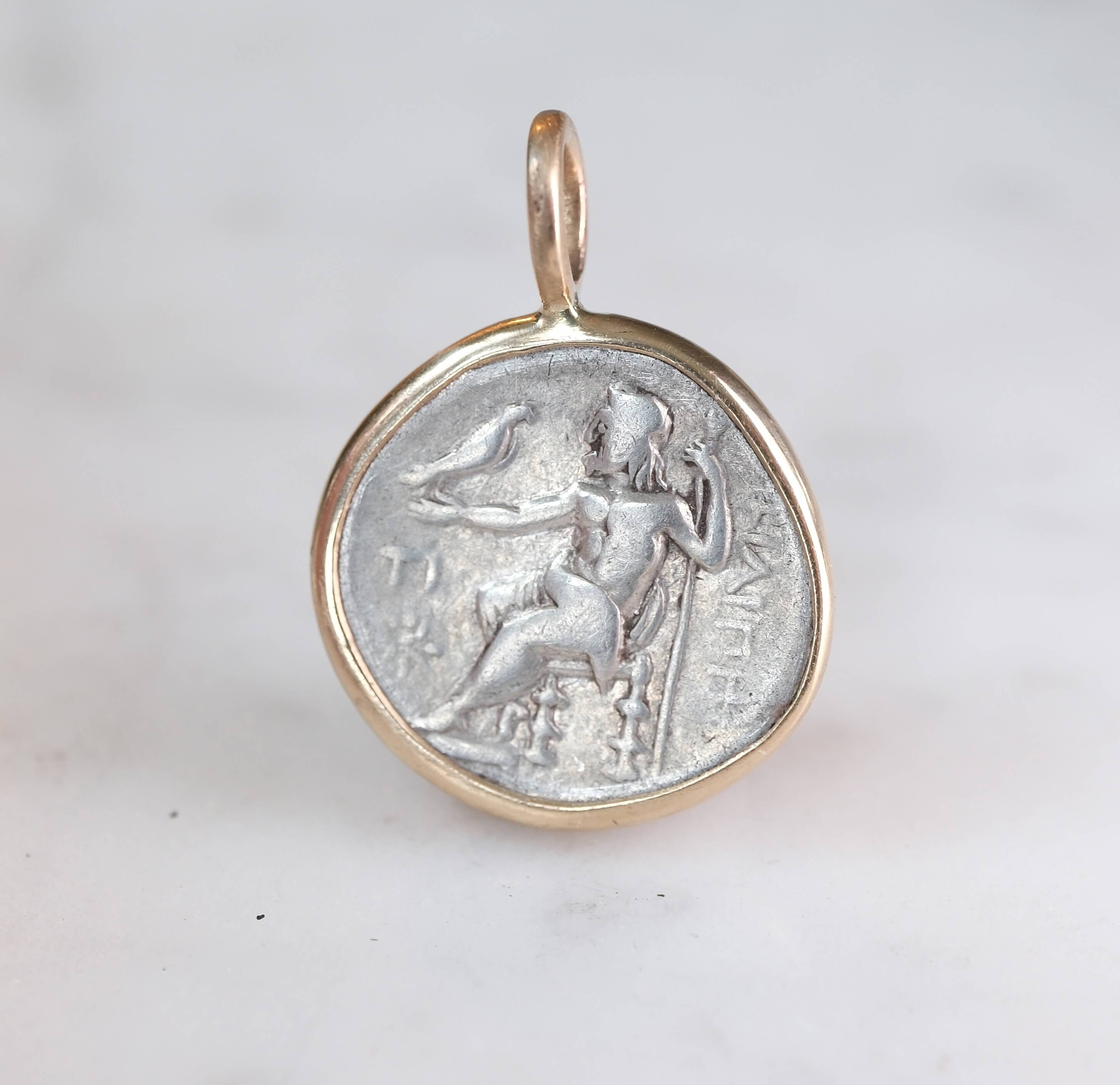 Alexander III Drachm with Herakles and Zeus in 18k Gold