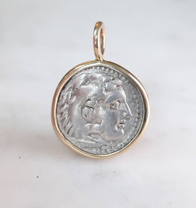 Alexander III Drachm with Herakles and Zeus in 18k Gold