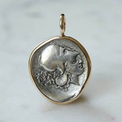 Pegasus Stater in 18k Gold - with Owl