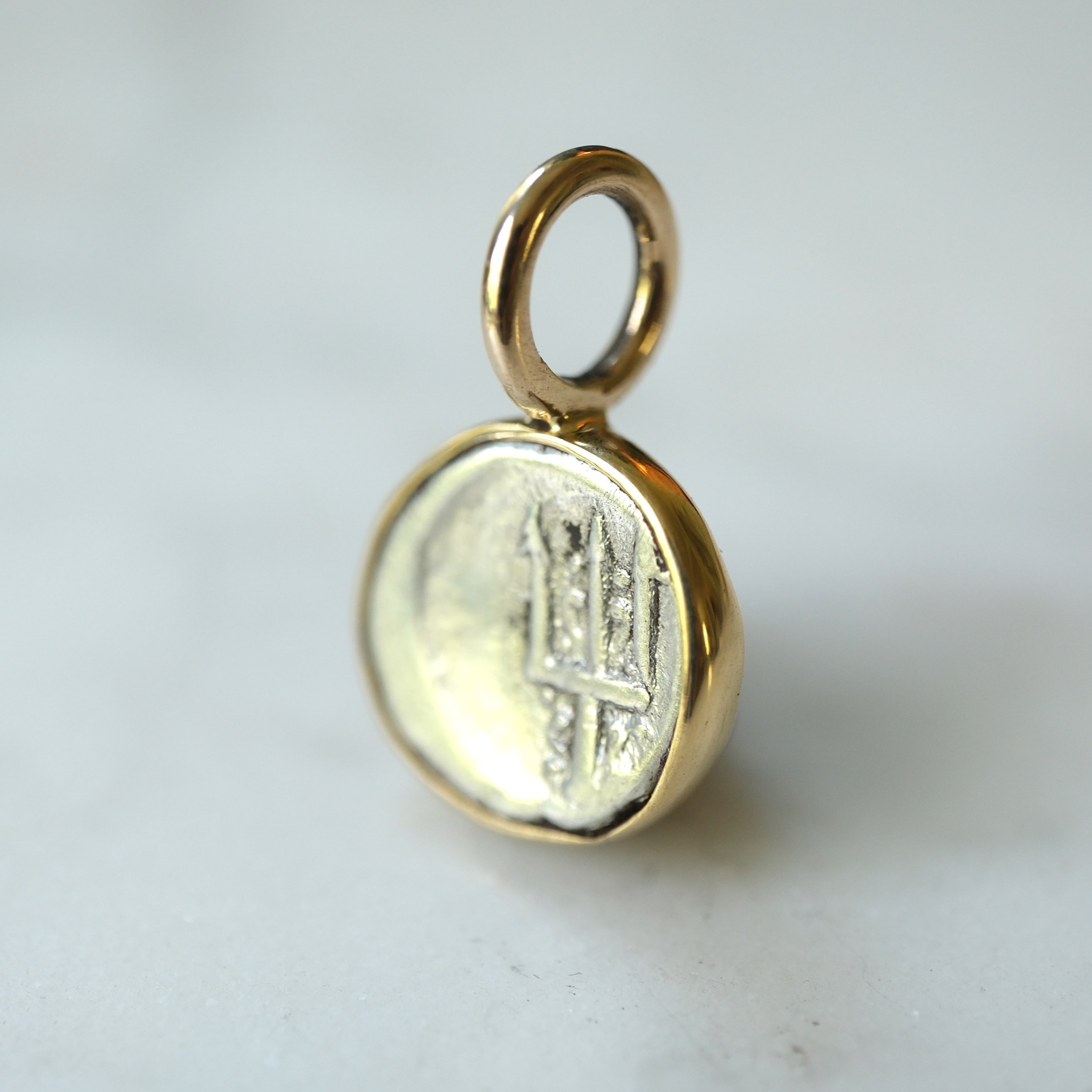 Byzantion Hemidrachm in 14k Gold – Bull, Dolphin, and Trident