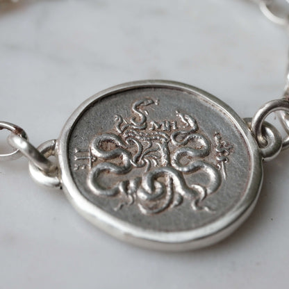 The Cista Mystica Bracelet