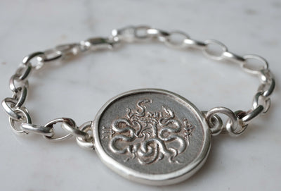 The Cista Mystica Bracelet