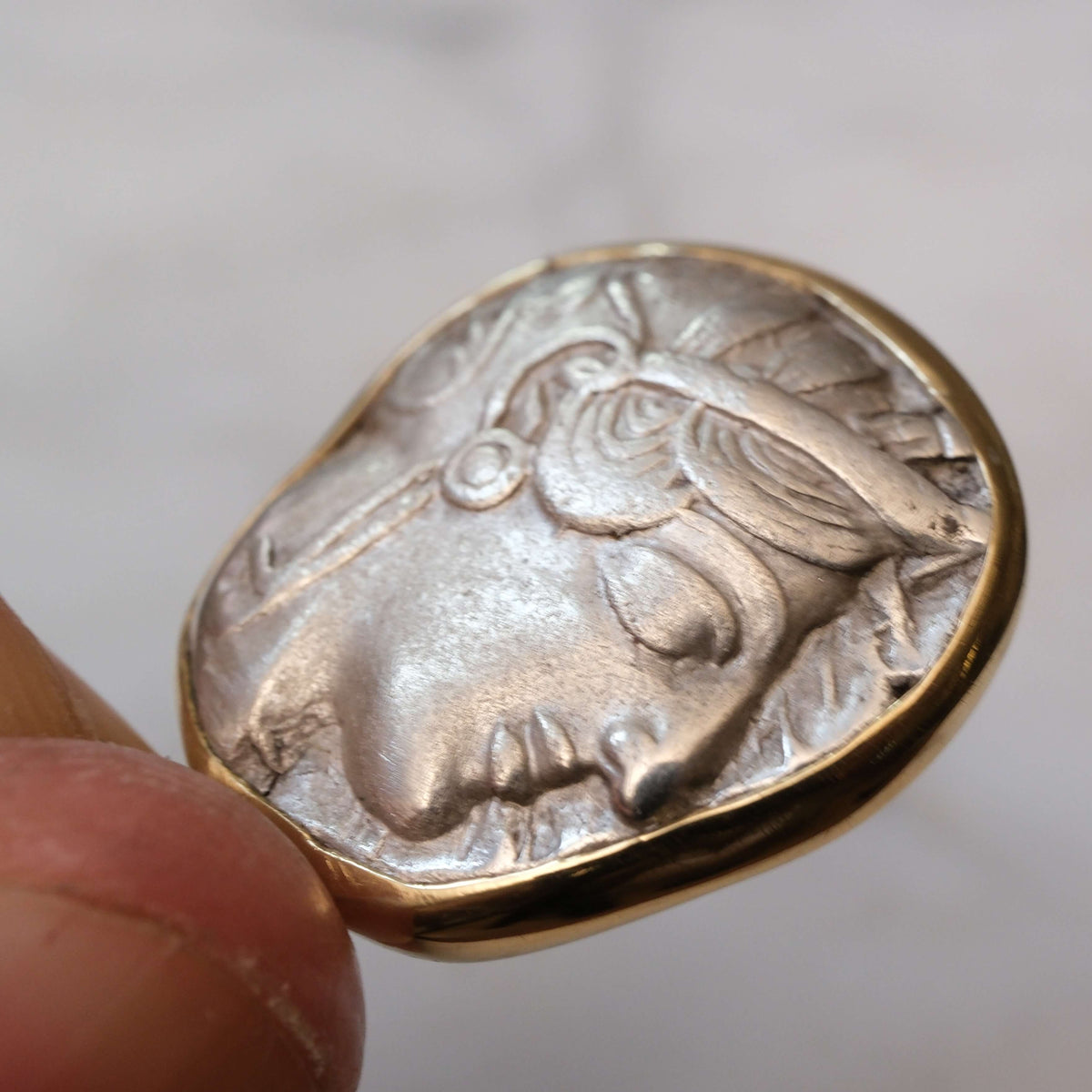 The Athenian Owl in 18k Gold