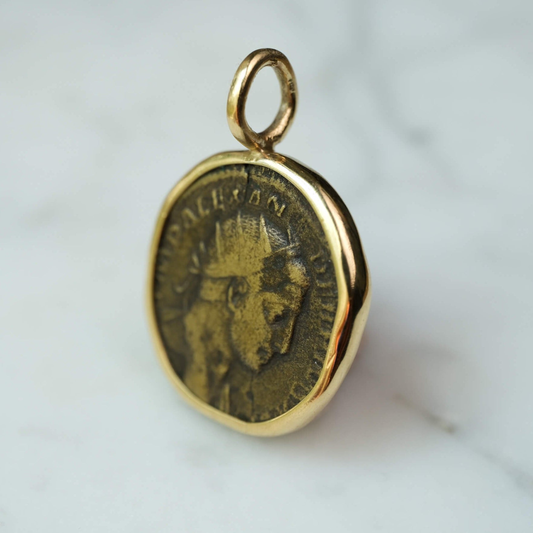 Orichalcum Sestertius in Solid 18k Gold