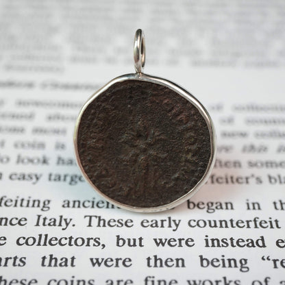 Marcus Aurelius, Thunderbolt in Sterling