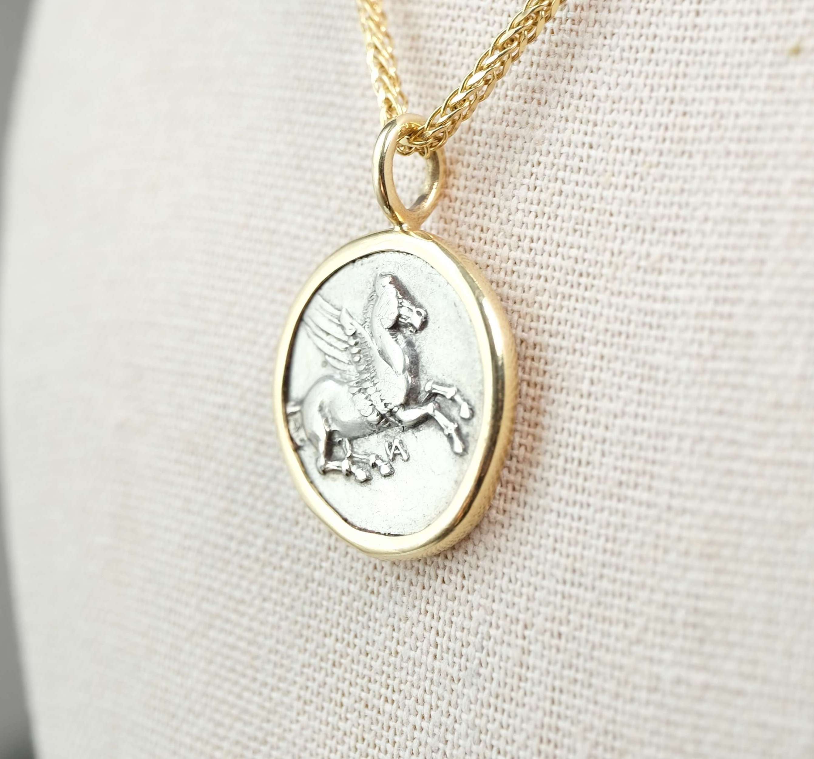 Corinthian Stater Pendant in 18k Gold