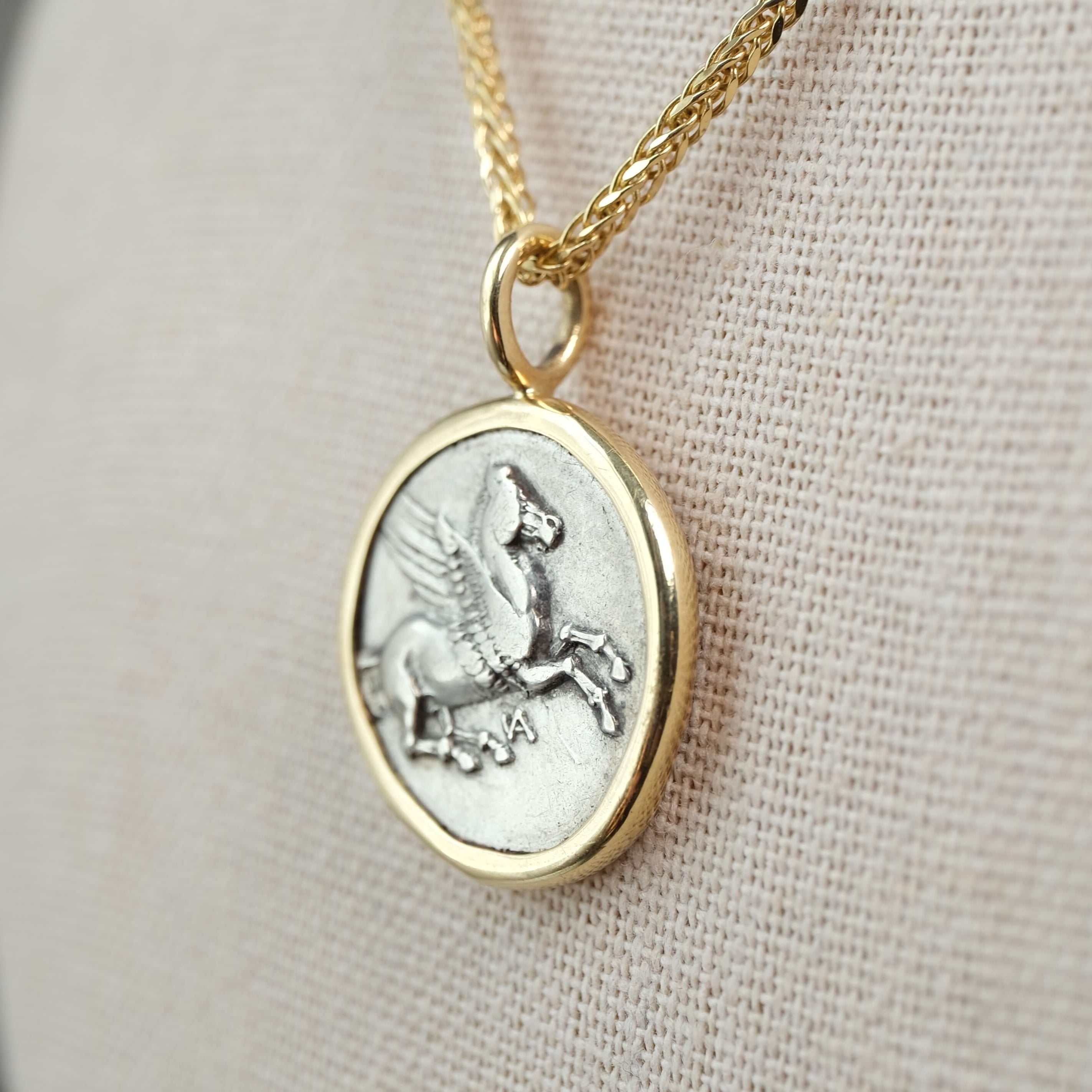 Corinthian Stater Pendant in 18k Gold