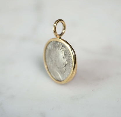 Marcus Aurelius in 18k Gold