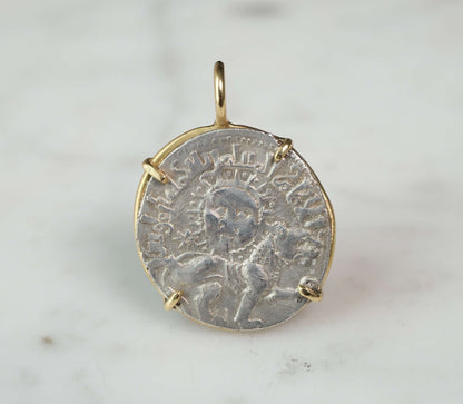 Seljuk Lion & Sun Dirhem Pendant in 18k Gold