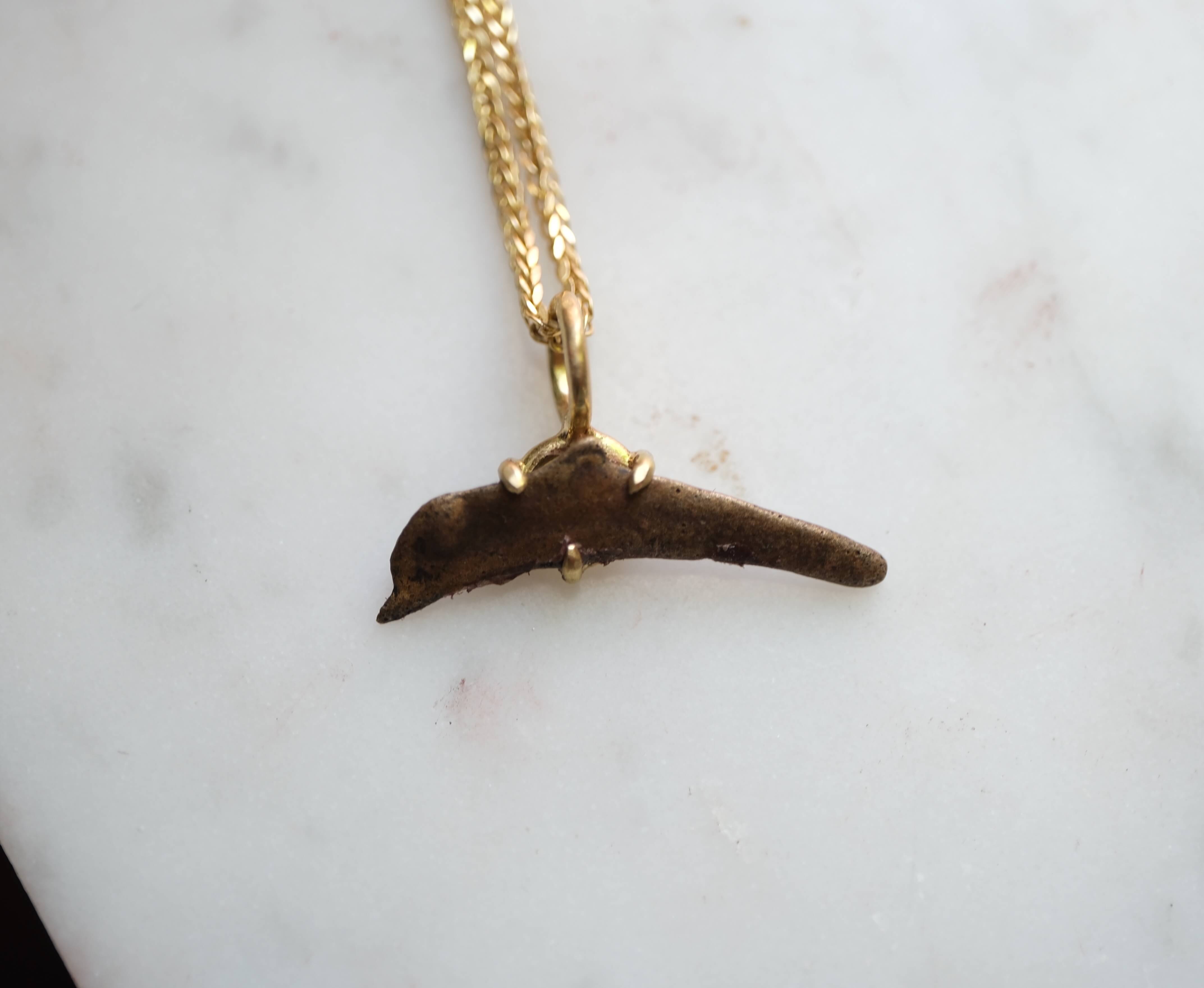 Dolphin Money Set in Gold