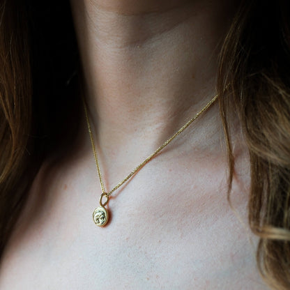 Divine Kingship – Electrum in 18k Gold